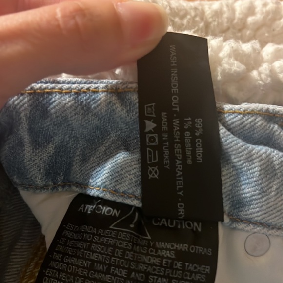 Good American Women Jeans - Picture 7 of 7